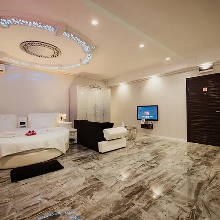 Lux Apartment *